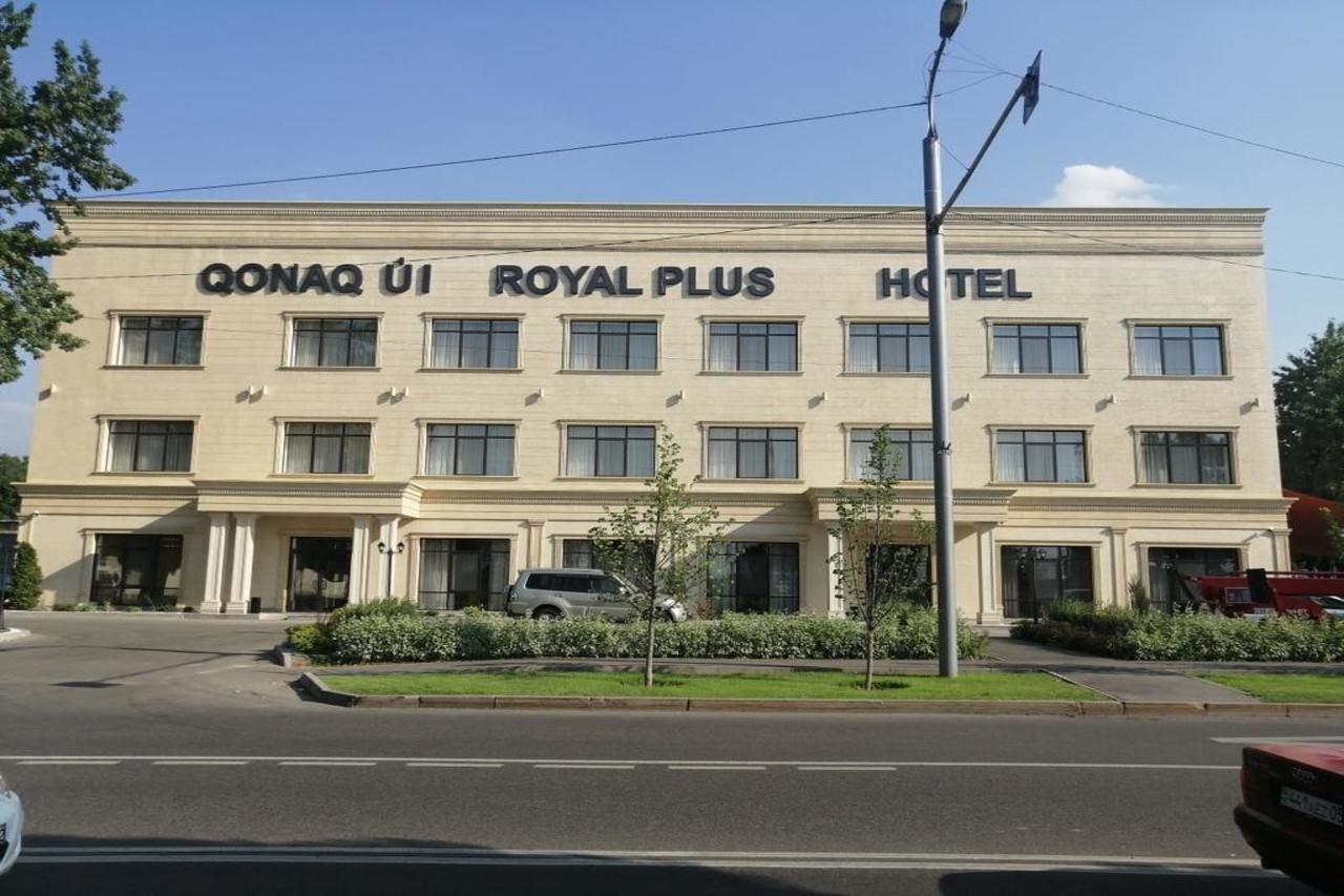 Royal Plus Hotel Almatý Exterior foto